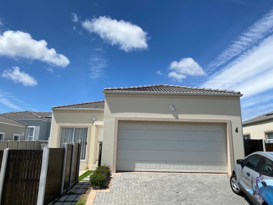 3 Bedroom Property for Sale in Parsonsvlei Eastern Cape